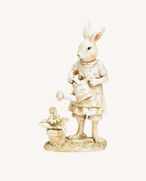 Lapin de Pâques avec arrosoir