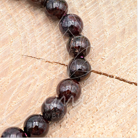 Bracelet en pierre grenat rouge  Almandin 8mm