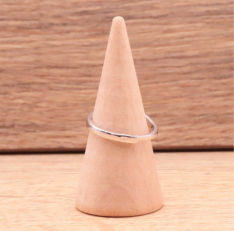 bague-fine-argent-quartz-rose-bague-femme-argent-925-bague-quartz-rose-reglable-bague-argent-rhodie-femme-bague-joaillerie-argent-quartz-bague-argent-rose-elegante-bague-argent-pierre-naturelle-bague-argent-925-luxe-bague-quartz-rose-cadeau