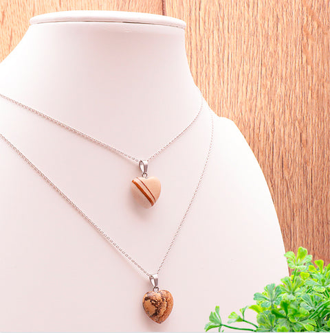 Pendentif cœur en pierre naturelle ￼