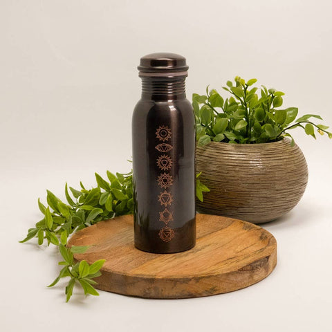 Bouteille d'eau en cuivre pur 7 chakras antique ± 750 ml – 250 g