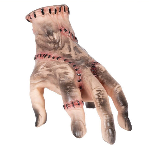 decoration-halloween-main-coupee-animatronique