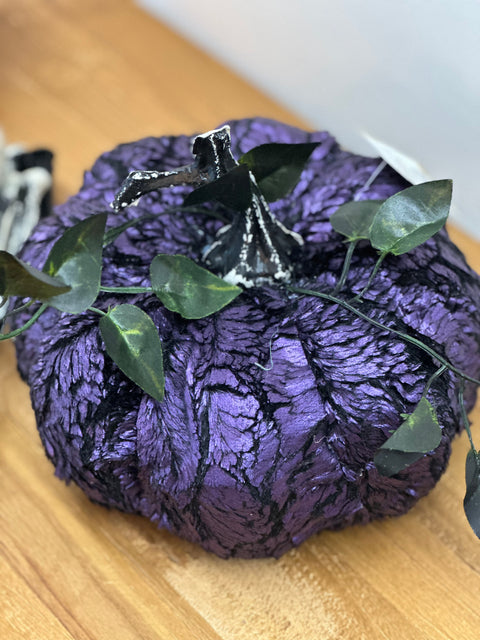 decoration-halloween-citrouille-elegante-deco-raffinee-mystique 