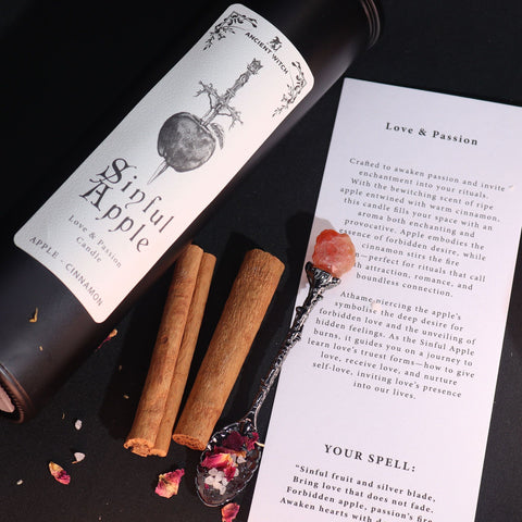 Bougie Pomme Pécheresse de la Sorcière Ancienne – Amour