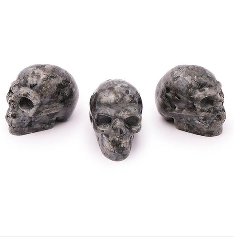 Crâne en larvikite