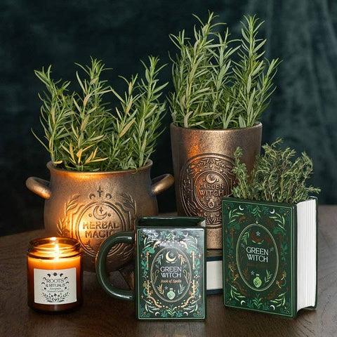 Tasse Green Witch en céramique – Style grimoire botanique