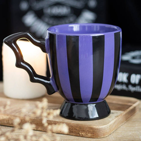 Tasse gothique violette 490 ml – mug chauve-souris avec anse aile