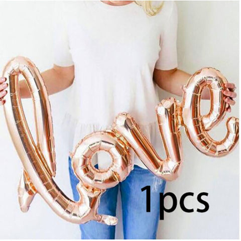 Ballon LOVE ,mariage ,saint valentin 